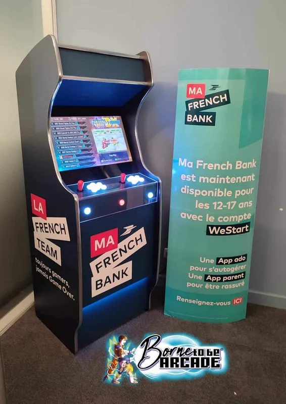 Livraison borne d'arcade personnalisable Ma French Bank