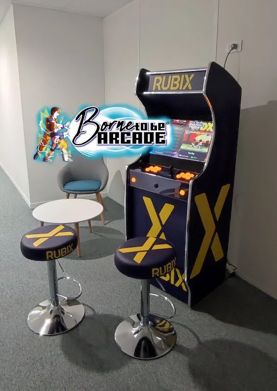 Bornes d’arcade avec tabourets personnalisés - Rubix